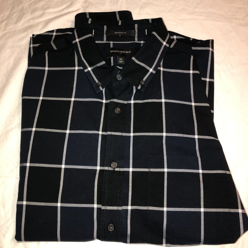 Banana Republic plaid Untucked button shirt for men. XL/TG, slim fit.  NWT